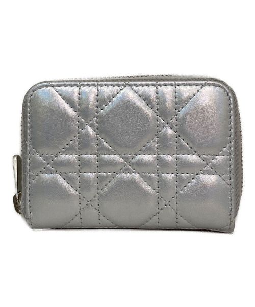 Christian Dior（クリスチャン ディオール）Christian Dior (クリスチャン ディオール) LADY DIOR VOYAGEURスモールジップコインケース メタリックシルバーの古着・服飾アイテム