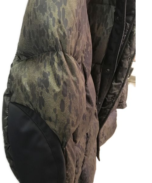 MONCLER（モンクレール）MONCLER (モンクレール) OBERT/ダウンコート カーキ×ブラック サイズ:3の古着・服飾アイテム