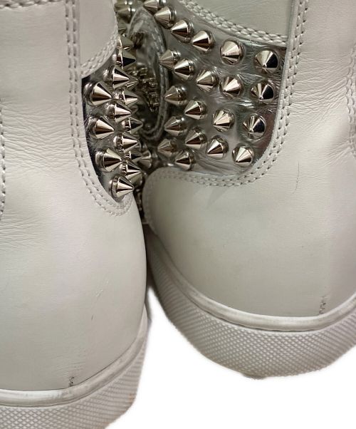 Christian Louboutin（クリスチャン・ルブタン）Christian Louboutin (クリスチャン・ルブタン) スパイクハイカットスニーカー ホワイト サイズ:38 1/2の古着・服飾アイテム