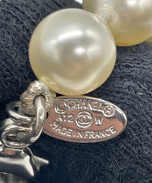 CHANEL（シャネル）CHANEL (シャネル) ココマークロングパールネックレス ホワイトの古着・服飾アイテム