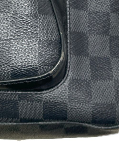 LOUIS VUITTON（ルイ ヴィトン）LOUIS VUITTON (ルイ ヴィトン) グラフィット ジョッシュ グレーの古着・服飾アイテム