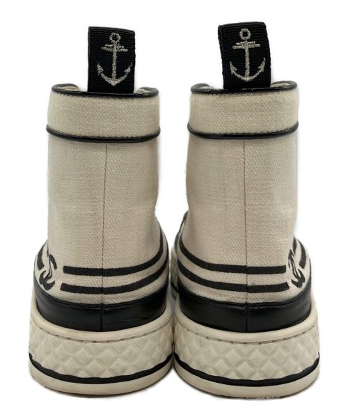 CHANEL（シャネル）CHANEL (シャネル) パール付ハイカットスニーカー ホワイト×ブラック サイズ:36の古着・服飾アイテム