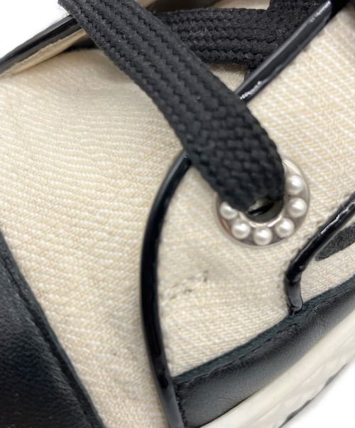 CHANEL（シャネル）CHANEL (シャネル) パール付ハイカットスニーカー ホワイト×ブラック サイズ:36の古着・服飾アイテム