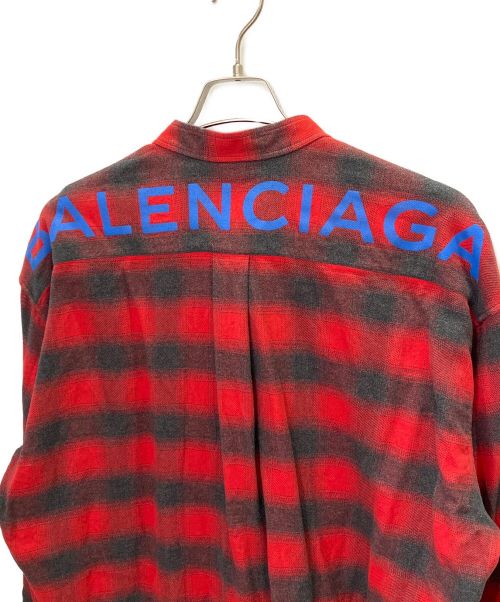 BALENCIAGA（バレンシアガ）BALENCIAGA (バレンシアガ) バックロゴボウタイネルシャツ レッド サイズ:34の古着・服飾アイテム