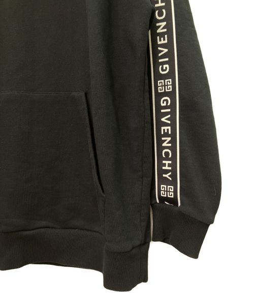 GIVENCHY（ジバンシィ）GIVENCHY (ジバンシィ) Logo Tape Sweatshirt ブラック サイズ:SIZE Sの古着・服飾アイテム