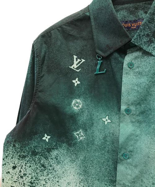 LOUIS VUITTON（ルイ ヴィトン）LOUIS VUITTON (ルイ ヴィトン) ロングスリーブモノグラムグラフィック グリーン サイズ:Mの古着・服飾アイテム