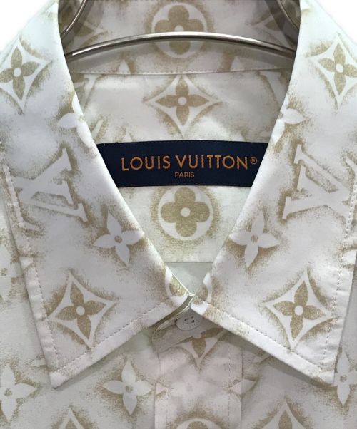 LOUIS VUITTON（ルイ ヴィトン）LOUIS VUITTON (ルイ ヴィトン) モノグラムサンド総柄長袖シャツ ホワイト×ベージュ サイズ:Mの古着・服飾アイテム