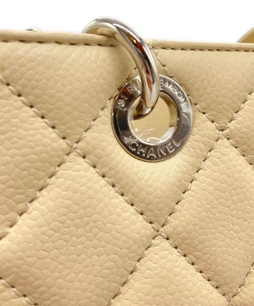 CHANEL（シャネル）CHANEL (シャネル) ココマークショルダーバッグ ベージュの古着・服飾アイテム