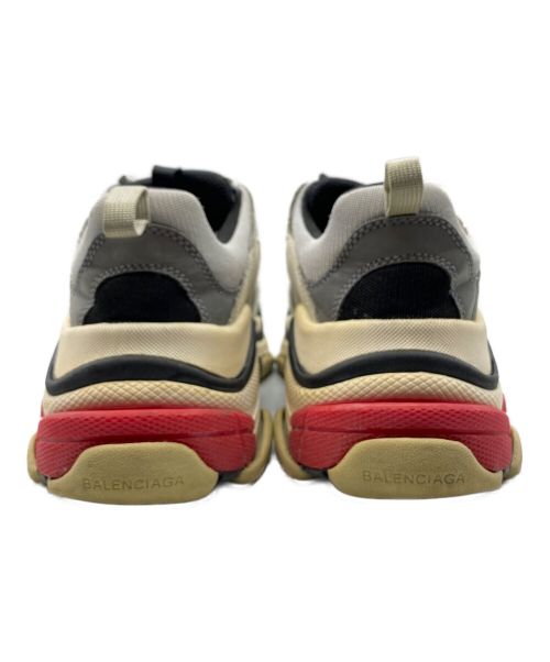 BALENCIAGA（バレンシアガ）BALENCIAGA (バレンシアガ) TRIPLE S ホワイト×シルバー サイズ:SIZE 40の古着・服飾アイテム