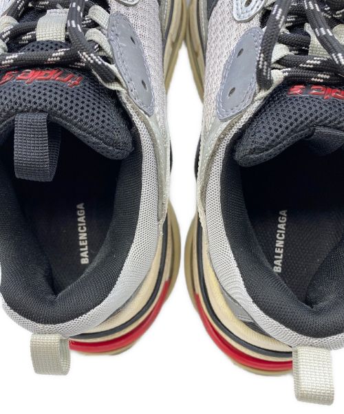 BALENCIAGA（バレンシアガ）BALENCIAGA (バレンシアガ) TRIPLE S ホワイト×シルバー サイズ:SIZE 40の古着・服飾アイテム