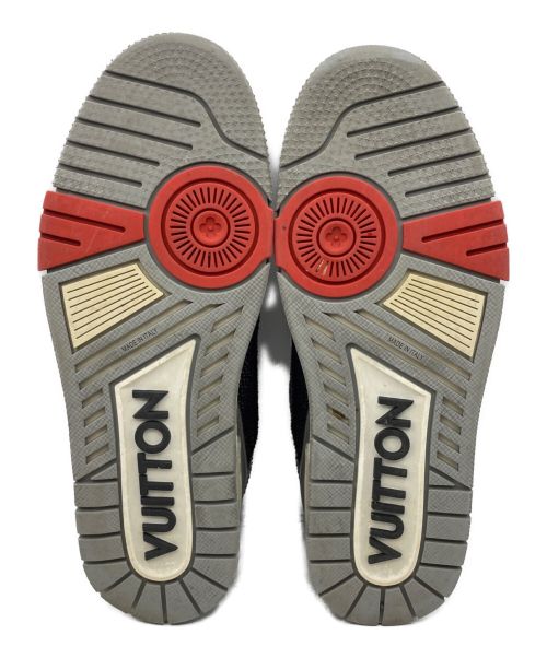 LOUIS VUITTON（ルイ ヴィトン）LOUIS VUITTON (ルイ ヴィトン) Crystal Covered LV Trainer  ブラック×グレー×ホワイト サイズ:SIZE 7の古着・服飾アイテム