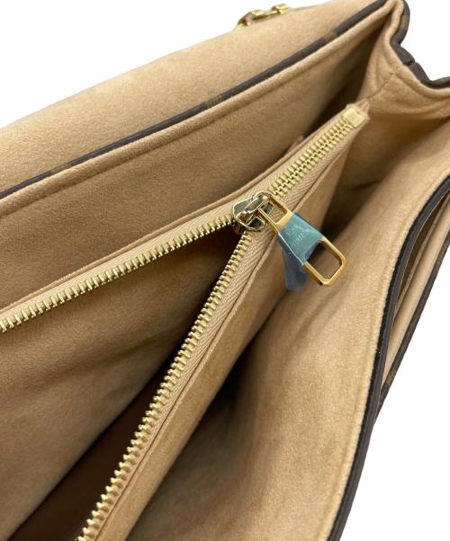 LOUIS VUITTON（ルイ ヴィトン）LOUIS VUITTON (ルイ ヴィトン) Pallas Chain Shoulder Bag パラス チェーンショルダーバッグ ブラウン×ベージュの古着・服飾アイテム