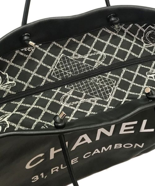CHANEL（シャネル）CHANEL (シャネル) エッセンシャルトートバッグ ブラック サイズ:-の古着・服飾アイテム