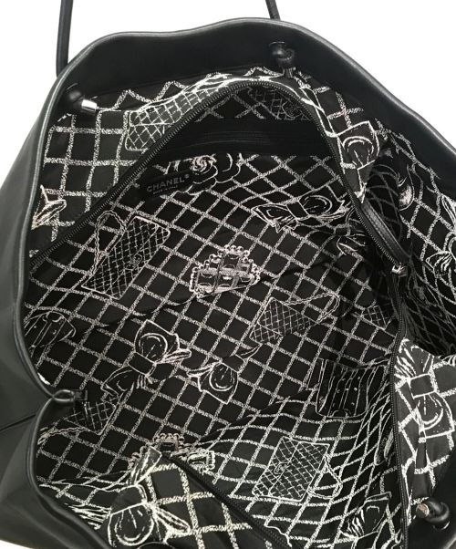 CHANEL（シャネル）CHANEL (シャネル) エッセンシャルトートバッグ ブラック サイズ:-の古着・服飾アイテム