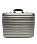 RIMOWAリモワ）の古着「メタルアタッシュケース」｜シルバー