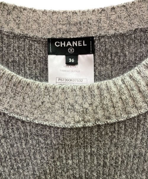 CHANEL（シャネル）CHANEL (シャネル) ショルダーボタンニット グレー サイズ:36の古着・服飾アイテム