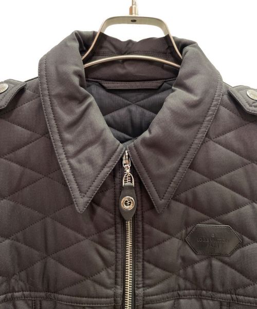 LOUIS VUITTON（ルイ ヴィトン）LOUIS VUITTON (ルイ ヴィトン) デザインナイロンジップジャケット ブラック サイズ:40の古着・服飾アイテム