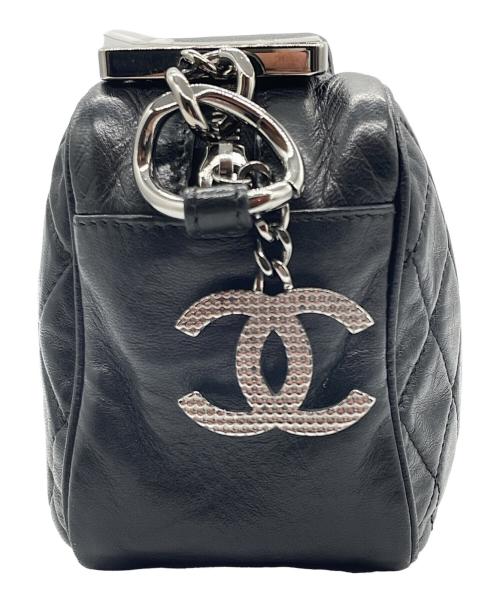 CHANEL（シャネル）CHANEL (シャネル) ワンショルダーバッグ ブラック×シルバー金具の古着・服飾アイテム