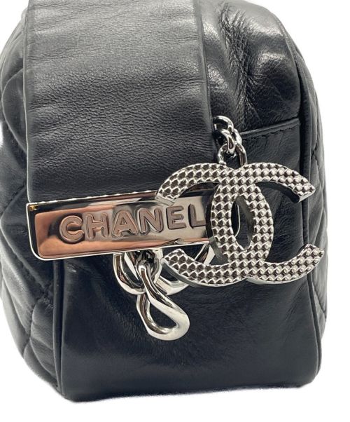 CHANEL（シャネル）CHANEL (シャネル) ワンショルダーバッグ ブラック×シルバー金具の古着・服飾アイテム