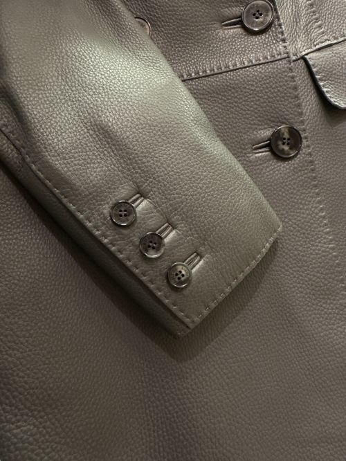 HERMES（エルメス）HERMES (エルメス) ダブルブレストレザーコート グレー サイズ:36の古着・服飾アイテム