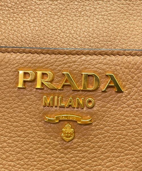 PRADA（プラダ）PRADA (プラダ) レザーショルダーバッグ キャメルの古着・服飾アイテム