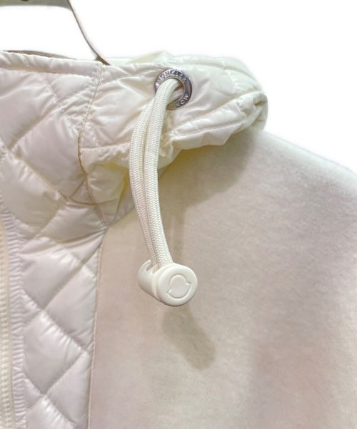 MONCLER（モンクレール）MONCLER (モンクレール) ダウン切替ポンチョケープ ホワイト サイズ:FREEの古着・服飾アイテム