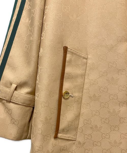 GUCCI（グッチ）GUCCI (グッチ) adidas Originals (アディダスオリジナル) ベルト付き ダブルブレスト コート ベージュ×グリーン サイズ:46の古着・服飾アイテム