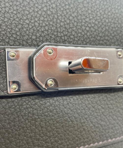 HERMES（エルメス）HERMES (エルメス) アッカド GM/シルバー金具/トゴ/ヴェール ドゥ グリ/カーキ/グリーン系/U刻印 カーキ サイズ:GMの古着・服飾アイテム