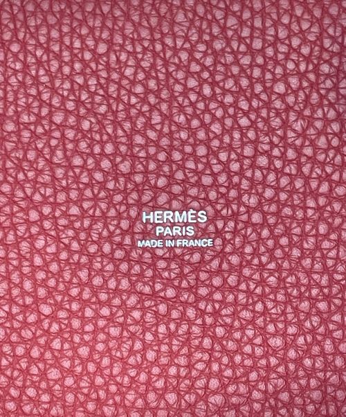 HERMES（エルメス）HERMES (エルメス) ピコタンロック PM/シルバー金具/トリヨンクレマンス/レッド/□P刻印 レッド サイズ:PMの古着・服飾アイテム