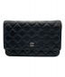 CHANEL（シャネル）の古着「マトラッセショルダーウォレット」｜ブラック