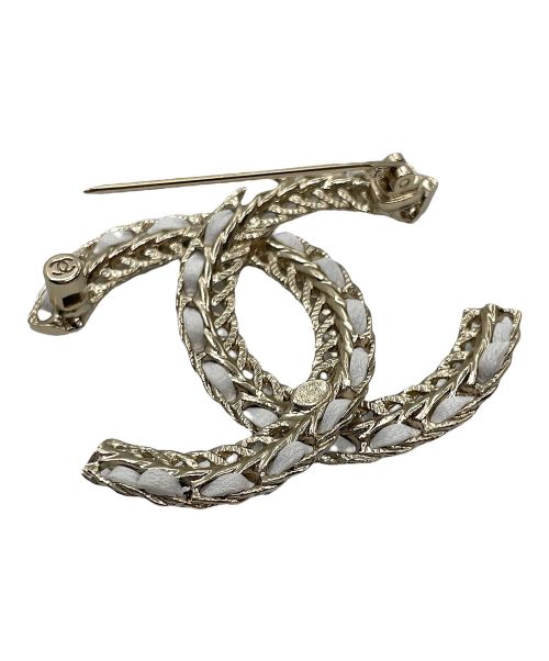 CHANEL（シャネル）CHANEL (シャネル) ココマークブローチ ホワイト×シャンパンゴールドの古着・服飾アイテム