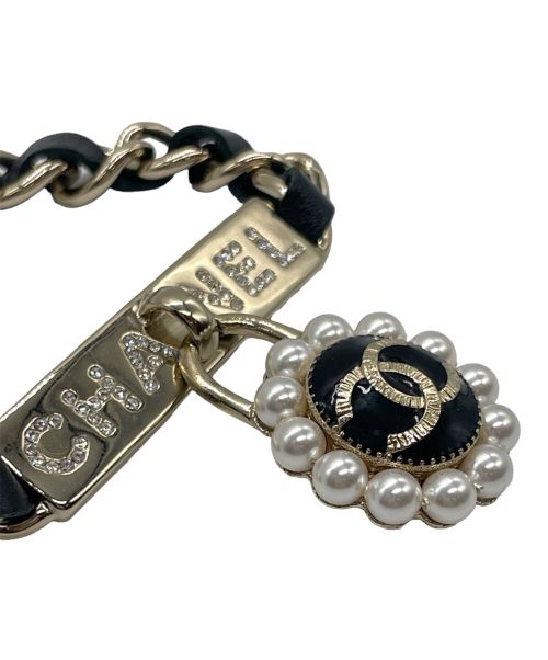 CHANEL（シャネル）CHANEL (シャネル) プレート付チェーンベルト ブラック×シャンパンゴールドの古着・服飾アイテム
