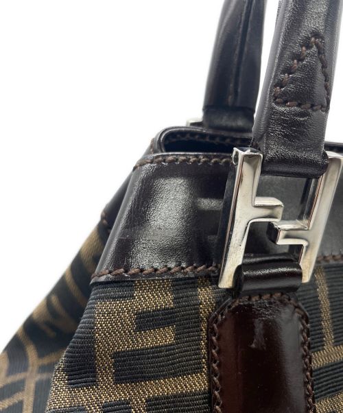 FENDI（フェンディ）FENDI (フェンディ) ズッカ柄ハンドバッグ ブラウンの古着・服飾アイテム