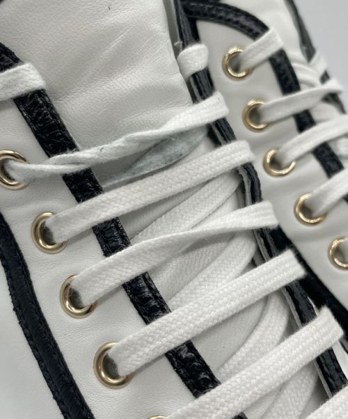 CHANEL（シャネル）CHANEL (シャネル) 厚底ハイカットスニーカー ホワイト×ブラック サイズ:36の古着・服飾アイテム
