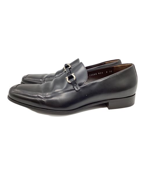 Salvatore Ferragamo（サルヴァトーレ フェラガモ）Salvatore Ferragamo (サルヴァトーレ フェラガモ) ガンチーニバックルレザーシューズ ブラック サイズ:8の古着・服飾アイテム