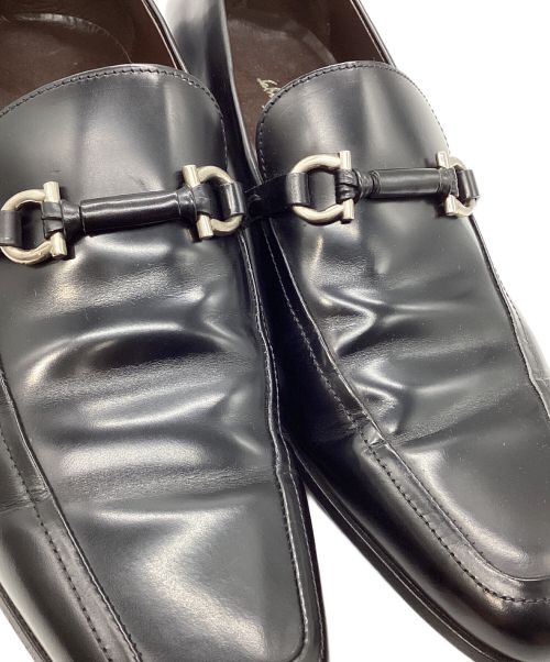 Salvatore Ferragamo（サルヴァトーレ フェラガモ）Salvatore Ferragamo (サルヴァトーレ フェラガモ) ガンチーニバックルレザーシューズ ブラック サイズ:8の古着・服飾アイテム