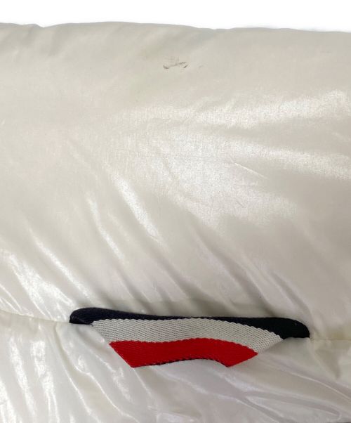 MONCLER（モンクレール）MONCLER (モンクレール) VALENTINO (ヴァレンティノ) ダウンジャケット ホワイト×ブラック サイズ:1の古着・服飾アイテム