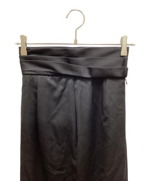 Yves Saint Laurent（イヴサンローラン）Yves Saint Laurent (イヴサンローラン) フリルコクーンスカート ブラック サイズ:34の古着・服飾アイテム