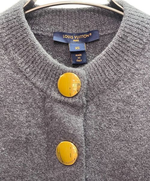 LOUIS VUITTON（ルイ ヴィトン）LOUIS VUITTON (ルイ ヴィトン) コンパクト ニット クロップド カーディガン ライトグレー サイズ:XSの古着・服飾アイテム