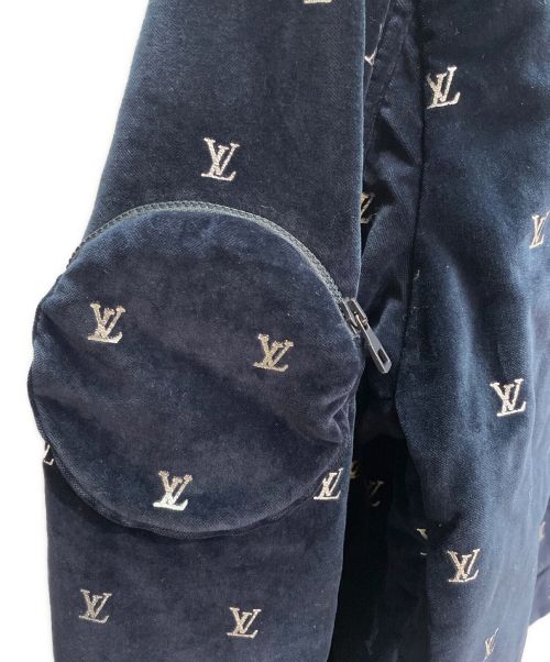 LOUIS VUITTON（ルイ ヴィトン）LOUIS VUITTON (ルイ ヴィトン) ベロア モノグラム イヴニング ブルゾン ネイビー サイズ:46の古着・服飾アイテム