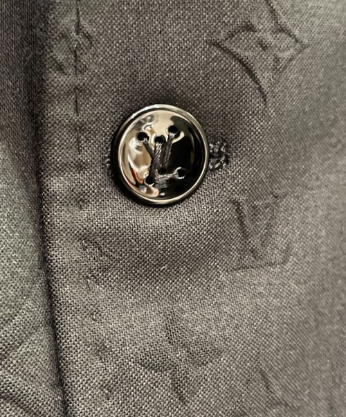 LOUIS VUITTON（ルイ ヴィトン）LOUIS VUITTON (ルイ ヴィトン) 23AW モノグラム エンボス ジャケット ブラック サイズ:46の古着・服飾アイテム