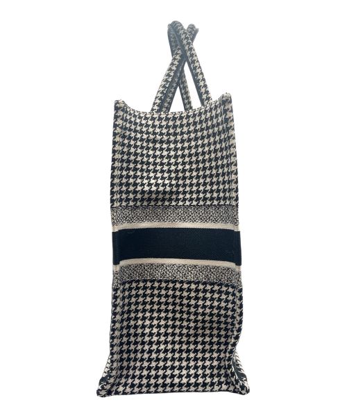 Christian Dior（クリスチャン ディオール）Christian Dior (クリスチャン ディオール) BOOK TOTE LARGE Houndstooth ブラック×ホワイト サイズ:ラージ/Lの古着・服飾アイテム