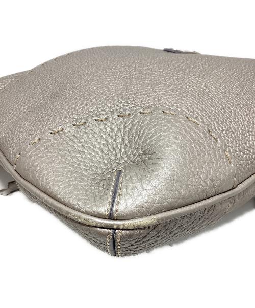 FENDI（フェンディ）FENDI (フェンディ) セレリアワンショルダーバッグ ベージュ サイズ:-の古着・服飾アイテム