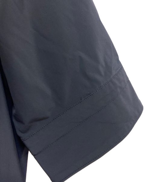 1piu1uguale3（ウノピュウノウグァーレトレ）1piu1uguale3 (ウノピュウノウグァーレトレ) 5分袖サファリシャツ ブラック サイズ:Lの古着・服飾アイテム