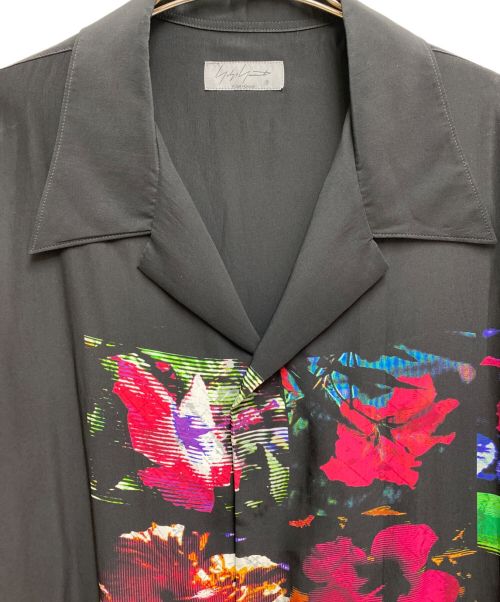 Yohji Yamamoto pour homme（ヨウジヤマモト プールオム）Yohji Yamamoto pour homme (ヨウジヤマモト プールオム) フラシPKB・花　オープンカラーシャツ ブラック サイズ:2の古着・服飾アイテム