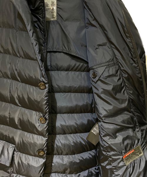 PRADA SPORTS（プラダスポーツ）PRADA SPORTS (プラダスポーツ) Down jacket with triangle logo（トライアングルロゴ付ダウンジャケット） ネイビー サイズ:46の古着・服飾アイテム