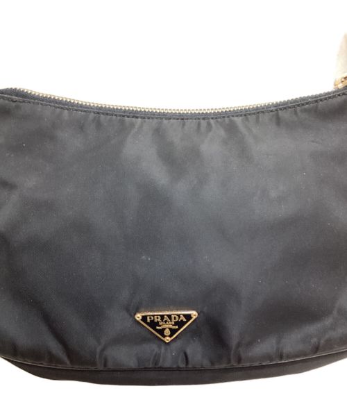 PRADA（プラダ）PRADA (プラダ) ロゴプレートワンショルダーバッグ ブラックの古着・服飾アイテム