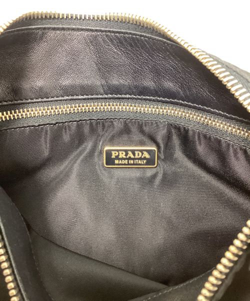 PRADA（プラダ）PRADA (プラダ) ロゴプレートワンショルダーバッグ ブラックの古着・服飾アイテム