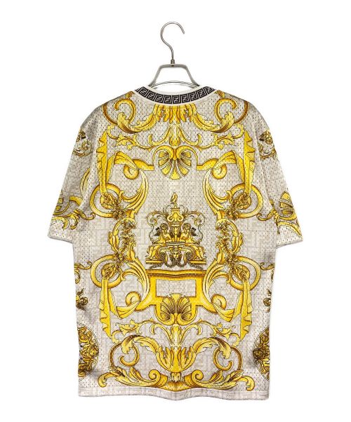 FENDI（フェンディ）FENDI (フェンディ) VERSACE (ヴェルサーチ) 総柄カットソー ホワイト×ゴールド サイズ:Sの古着・服飾アイテム