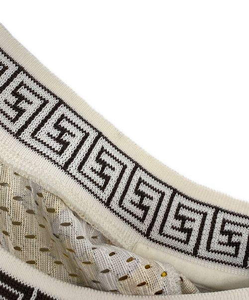 FENDI（フェンディ）FENDI (フェンディ) VERSACE (ヴェルサーチ) 総柄カットソー ホワイト×ゴールド サイズ:Sの古着・服飾アイテム